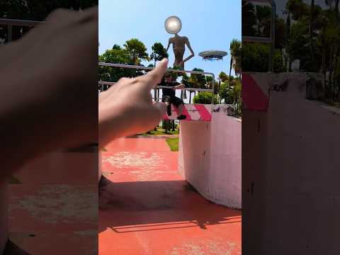 กำลังนั่งเล่น แล้วเจอตัวนี้? #scpfunny