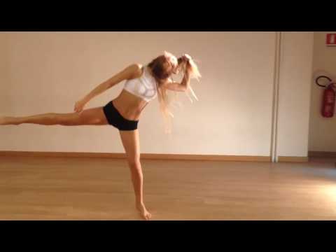 rebeccaerroiperformer