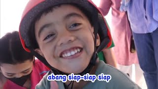 JALAN JALAN BARENG ANAK | NYENANGIN HATI ANAK | JALAN JALAN BERSAMA ABANG QYLAL DAN ALI.........Vlog