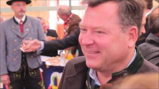 Video: Für Wiesnchef Josef Schmid - Geburtstagsständchen (Video: Gerd Bruckner)