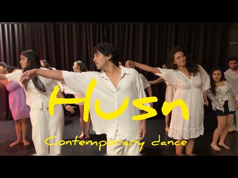 Husn song contemporary dance #vickyandaakanksha