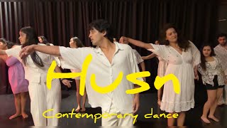 Husn song contemporary dance #vickyandaakanksha