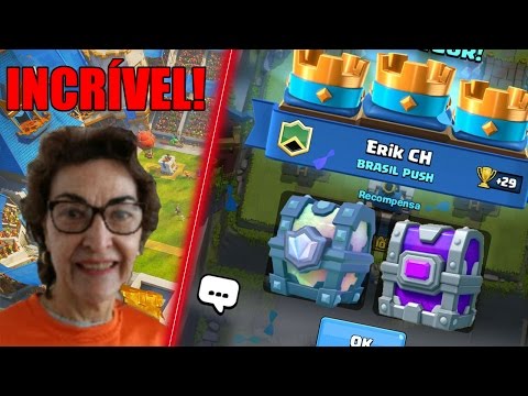VOVÓ THUG LIFE|TENTE NÃO RIR|MINHA VÓ GANHANDO LENDÁRIA DE GRAÇA AO VIVO NO BAÚ LENDÁRIO+EPICO|CLASH