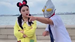 小黄鸭奥特曼假日合集