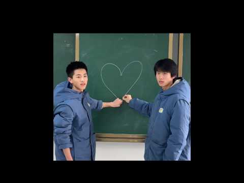 พวกเขาเริ่มการทดสอบแห่งรักในห้องเรียน
