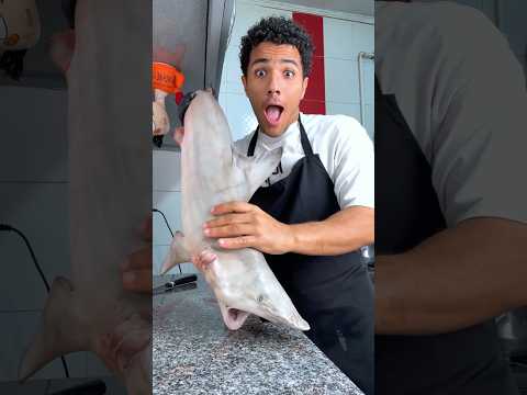 اسهر طريقه لعمل سمكه القرش في البيت 😂❤️🦈