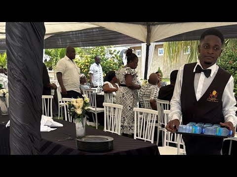 Beautiful dance at a funeral in Ghana 🇬🇭