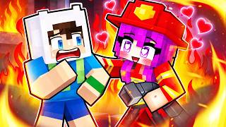 KIZ İTFAİYECİ BENİ YANGINDAN KURTARDI, SONRA BANA AŞIK OLDU 😱 Minecraft
