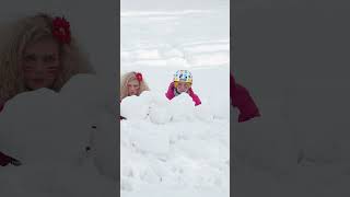 Najlepšia zimná hračka? ⛄ | Smejko a Tanculienka
