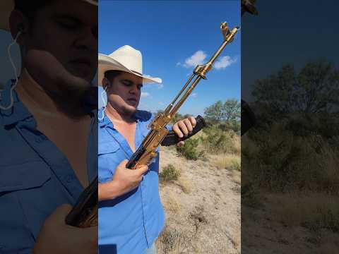 El ak47 de oro mas feo de el mundo, andava perdido #jimenezsaddles #cuernodechivo #armasdelujo #arma