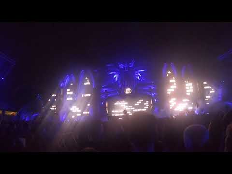 Dimitri Vegas & Like Mike vs Vini Vici - Untz Untz (Coone Remix) | Live @ Untold Festival 2019