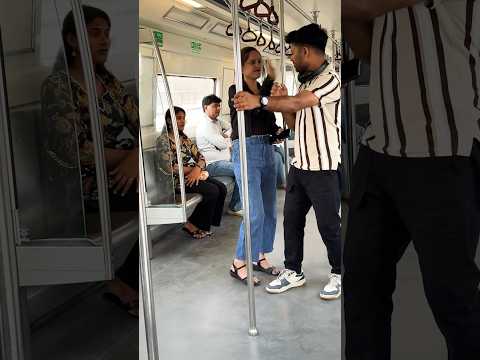 Ladki ne thappad mar diya bina galti ke metro mein ๐๐ก #shortsfeed #shorts #prankvideo #metroprank