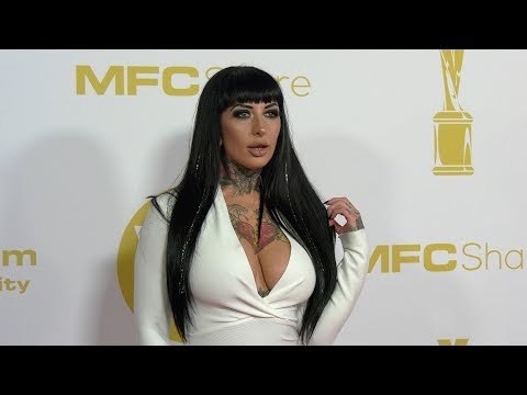 Bonus Clip: 2020 XBIZ Awards Red Carpet Fashion Arrivals in 4K