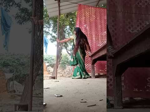 dosto bahut taklif hoti hai ?? Sarita is different #shortsvideo #trending #viral ???