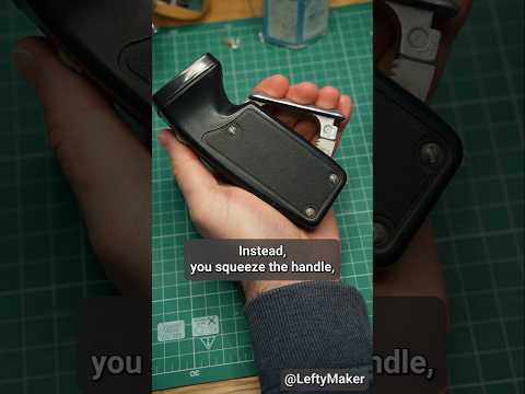 Vintage flashlight, NO batteries: what's inside?