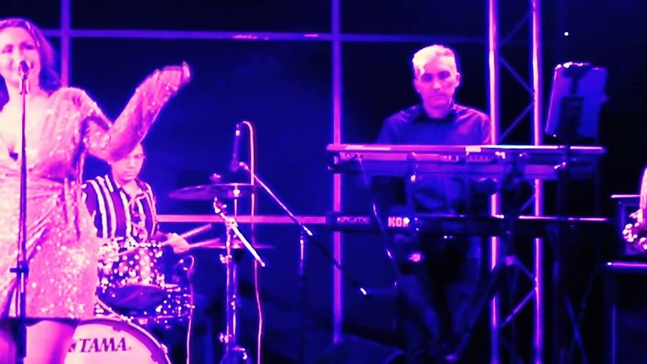 Chic Machine