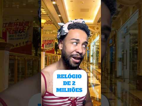 A Rica usando relógio f4ls0. #fy #humor #zueira #rico #shorts #viral #funny #comedia #meme #compras