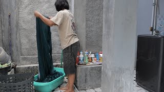 Nyambi momong !! Kesibukan di hari ini