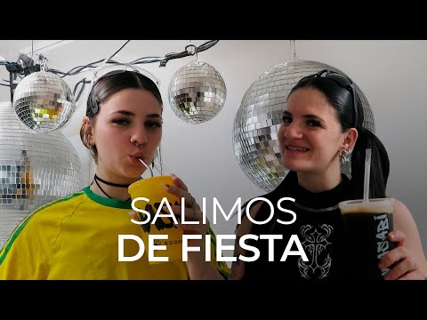 SALI DE FIESTA CON NOSOTRAS