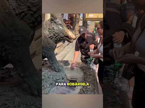 A todos les robaban la moneda menos a 茅l 馃槀 #shorts