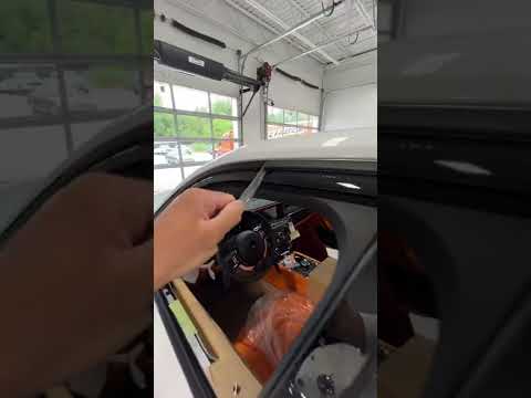 Unwrapping a #RollsRoyce Cullinan Black Badge 🤯 #Shorts #ASMR