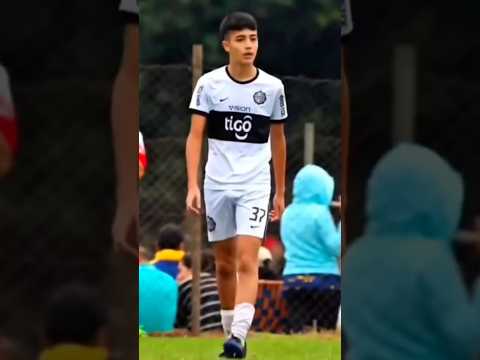 🔵 SANTAI TAPI PASTI ‼️ OLAHRAGA SEPAK BOLA #videoshort #shortvideo