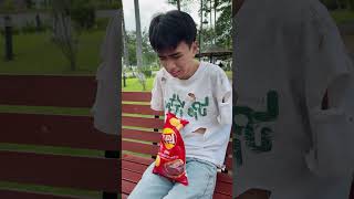 SH - Cậu bé ăn xin hơi hơi tội nghiệp 😅 || Boy and Beggar #shorts