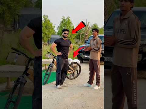 Pawan Sahu 💪 ने अपने फैन को दिया साइकिल गिफ्ट 🚴♂️ | #shorts #ytshort #viralshorts
