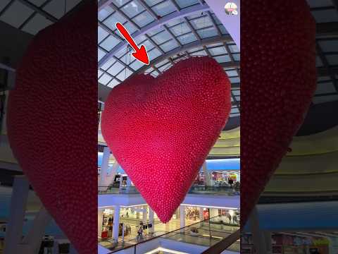 The mall owner through lot's of bolluns on valentine's day 😲 #shorts #respect