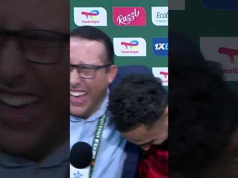 علاش كايضحكو ؟ #football #المنتخب_المغربي #soccer #boufal