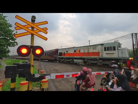 Railroad Crossing | Perlintasan Kereta Api Random | Palang LEN x ALTPRO | ALKMAAR HG