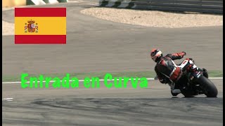 Motovudu: Las Artes Secretas de Pilotaje : 13 ENTRADA EN CURVA