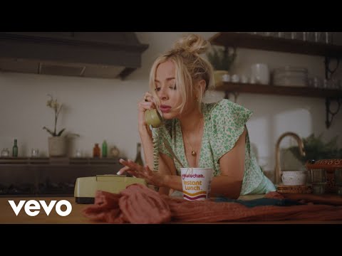MacKenzie Porter - Bet You Break My Heart (Official Music Video)