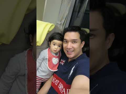 เห็นน้องณดาตั้งแต่เด็กเดี๋ยวนี้โตเป็นสาวแล้ว#แม่กบ#พ่อบรุ๊ค#น้องณดา฿น่ารักอบอุ่นมากค่ะ🥰