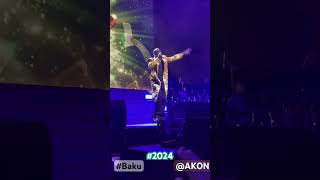 Akon Live