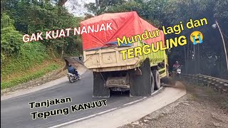 Truk BATU mundur & TERGULING😭