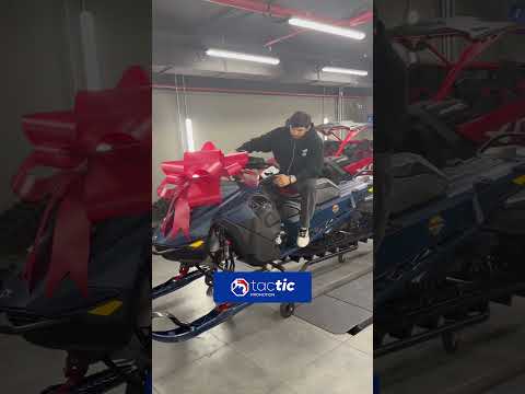 Арману Царукяну подарили чудо-авто в честь его победы на #ACBJJ 💪