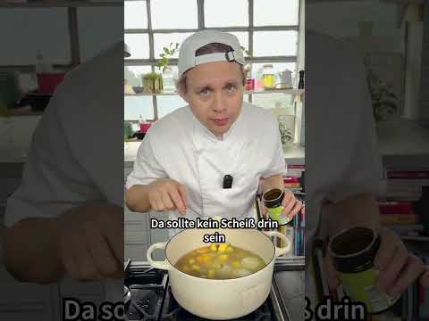 Endlich wieder Kürbiszeit! 🧡 Passend zum Herbststart gibt's bei Hannes heute Kürbissuppe 🎃