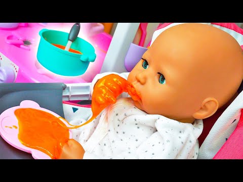 Baby Annabell doll is hungry! Making toy porridge and feeding Baby Annabell.