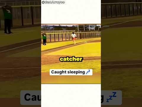 This base runner caught the catcher sleeping and made him pay the price!