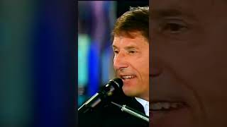 Und ich sah auf die Uhr: Fünf Minuten vor zwölf  #shorts