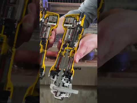 Станок гидроабразивной резки против инструмента Dewalt ??