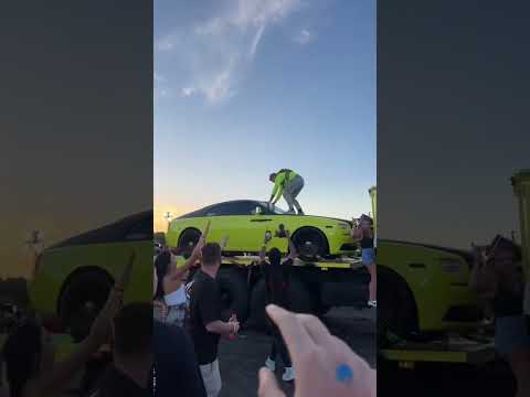 No way this happened #liftedtrucks #squattedtrucks #truck #chevy #squattruck