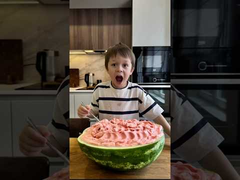 Мега-мороженое из арбуза 😱 в жару только такой размерчик 😎👌🏻