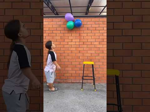 الجزء الأول القزم يجد البالونات #shorts