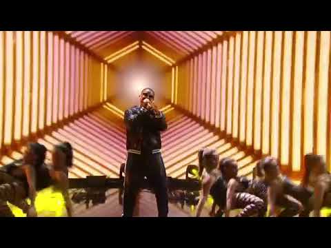Daddy yankee|Zum Zum en vivo|premios juventud 2018