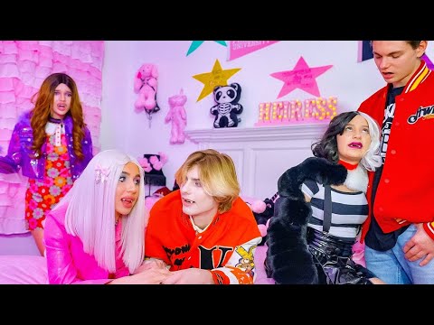 Florida - Vampir🖤Erkek Vampirler Kız Kardeş Vampirlere Nasıl Flört Ediyor? 💋🧛‍♀️