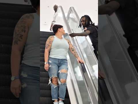 Escalator rizz ❤️