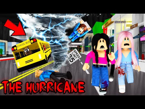 THE HURRICANE IS COMING! *it HIT our new home* 🌪️😨 (Brookhaven Movie Roleplay)