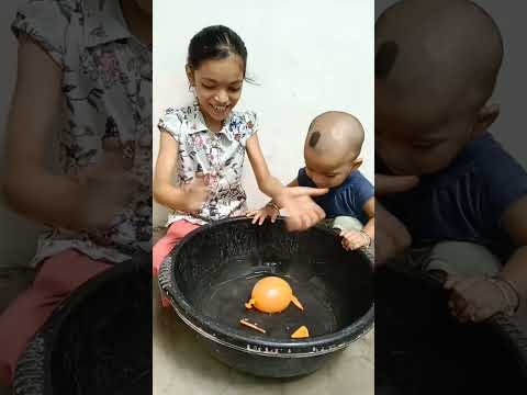 cute baby balloon popping 🎈|| cutebaby funny videos||#shorts #baby #viralvideo #ytshorts